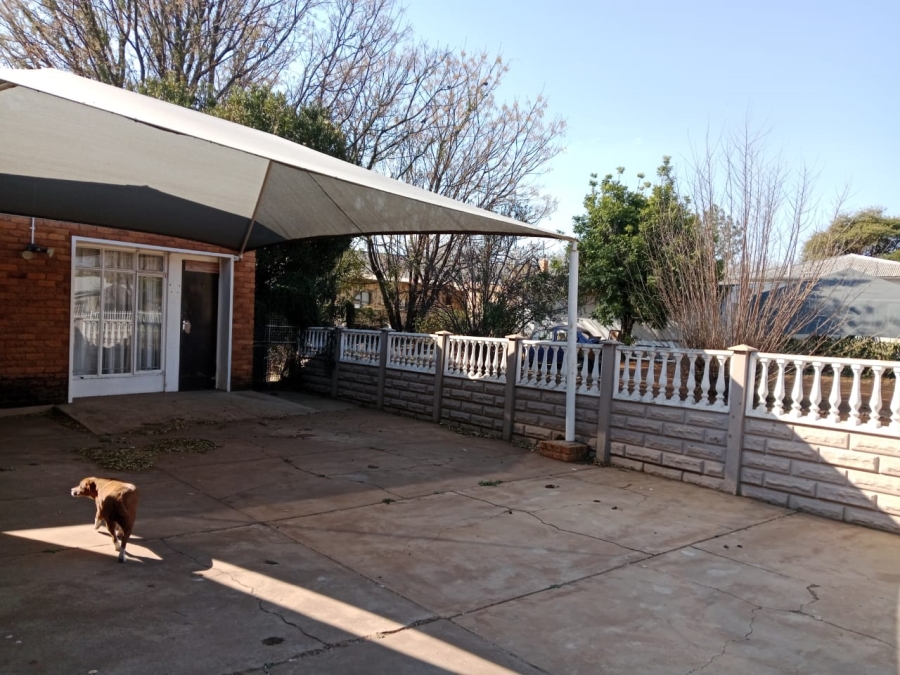 3 Bedroom Property for Sale in Kuruman Northern Cape
